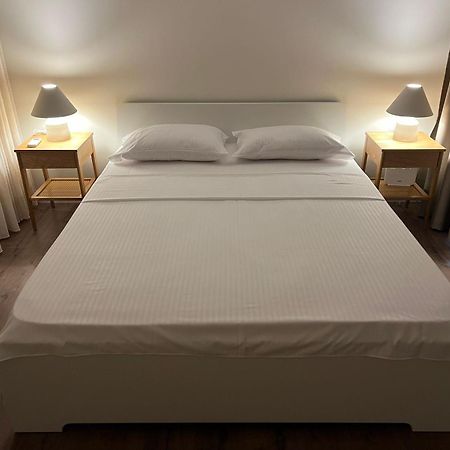 Anna'S Blloku Apartment Τίρανα Εξωτερικό φωτογραφία