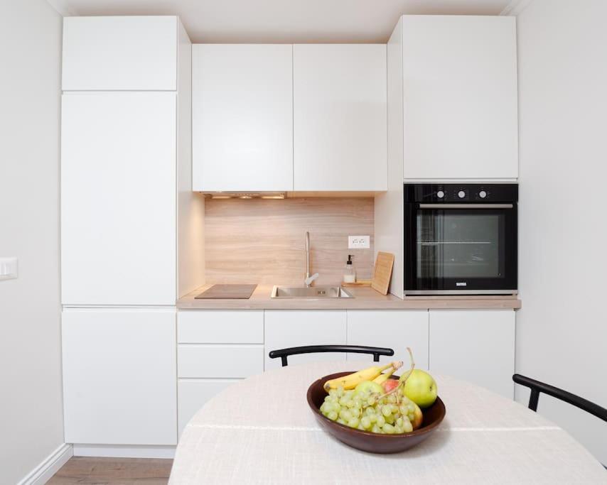 Anna'S Blloku Apartment Τίρανα Εξωτερικό φωτογραφία