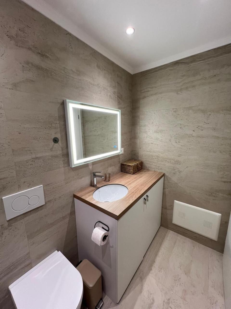 Anna'S Blloku Apartment Τίρανα Εξωτερικό φωτογραφία