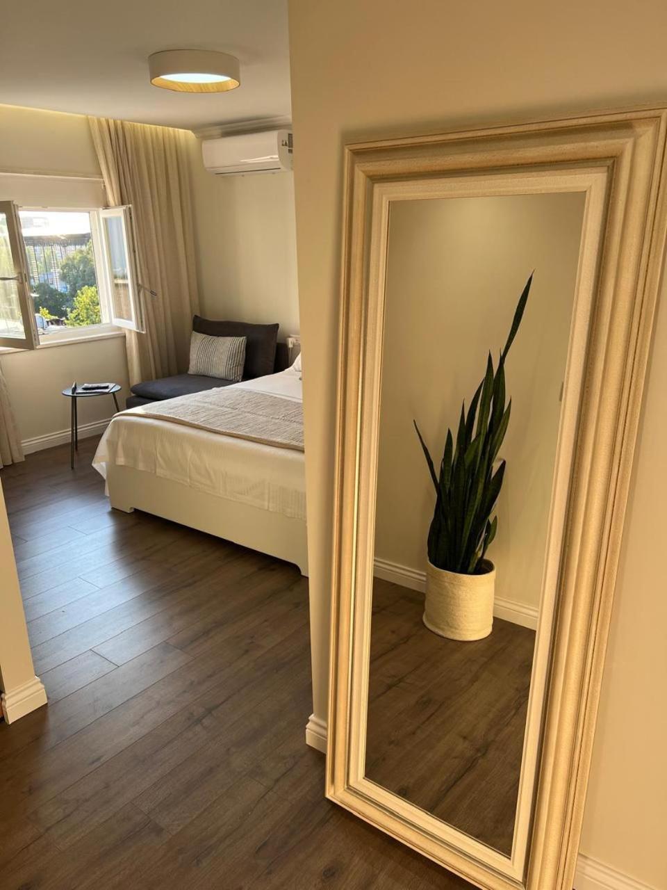 Anna'S Blloku Apartment Τίρανα Εξωτερικό φωτογραφία